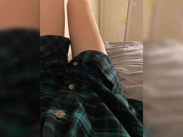MaybeForYou- Live Webcam on BongaCams