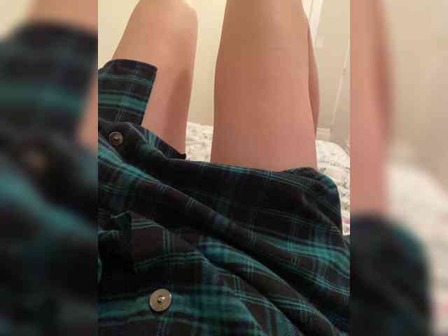 MaybeForYou- Live Webcam on BongaCams