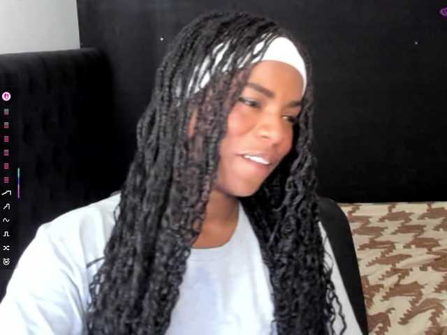 Eleonnor's BongaCams show and profile