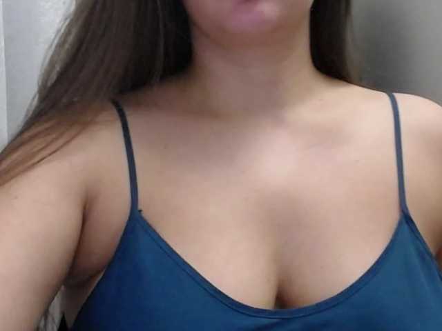 Amaretty's BongaCams show and profile