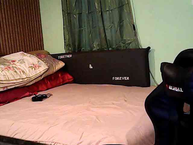 Arriane116 webcam