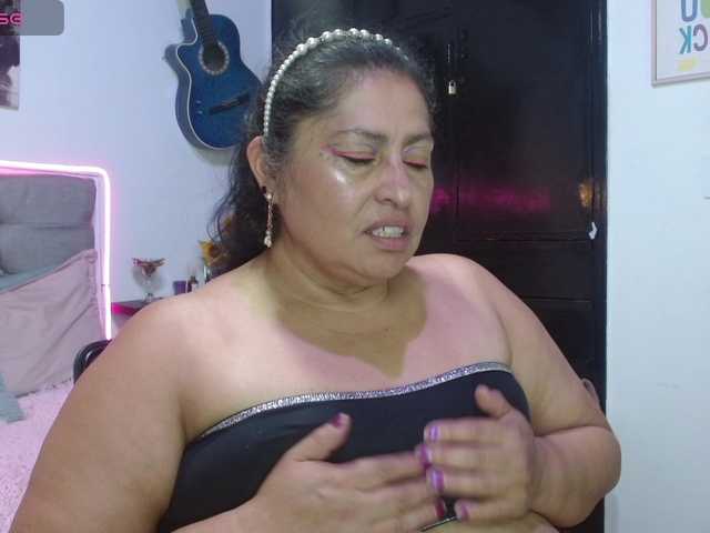 keyla01's BongaCams show and profile