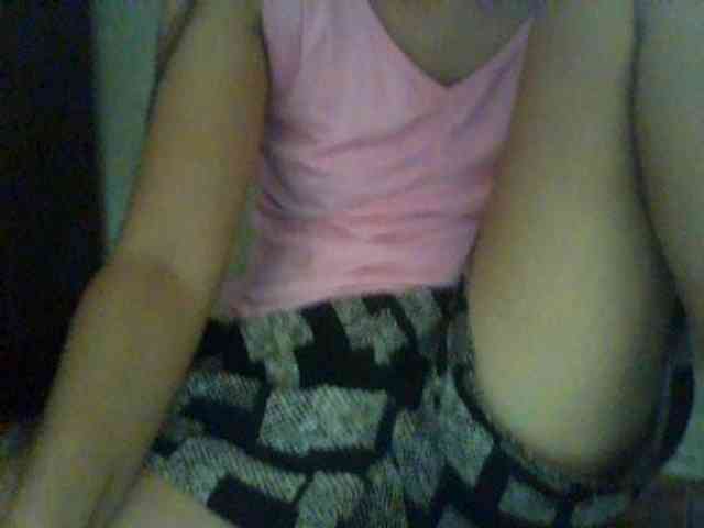 hotyummypussy webcam