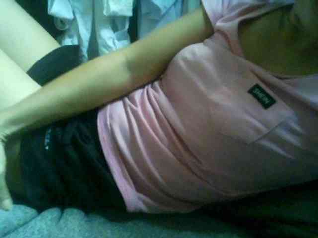 hotyummypussy webcam