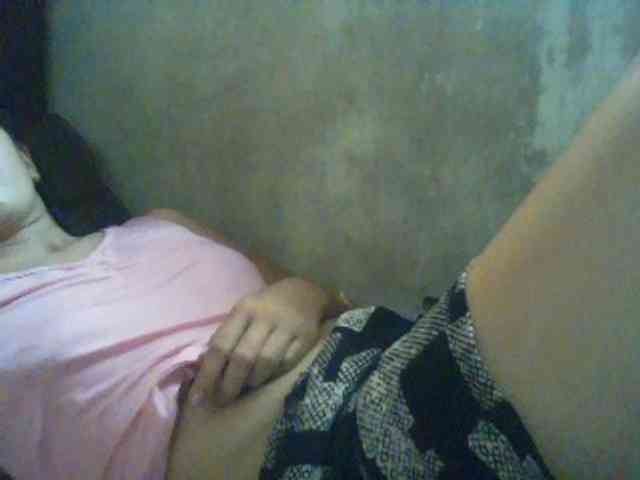 hotyummypussy webcam
