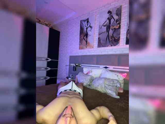 Devils_Intrigues webcam