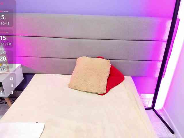 AshleyRobert AshleyRobert