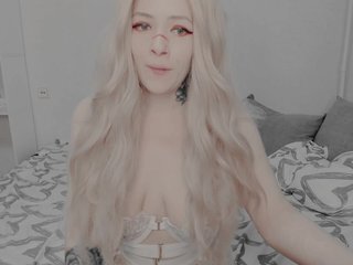 AlternativeGirl Porn Show