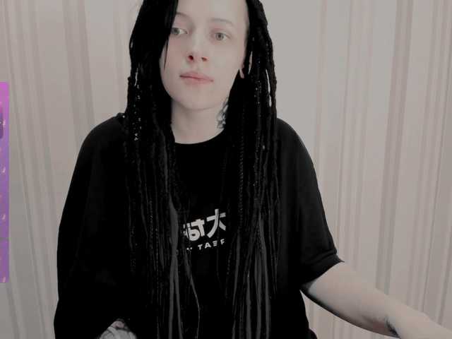 Polly_Jameson webcam