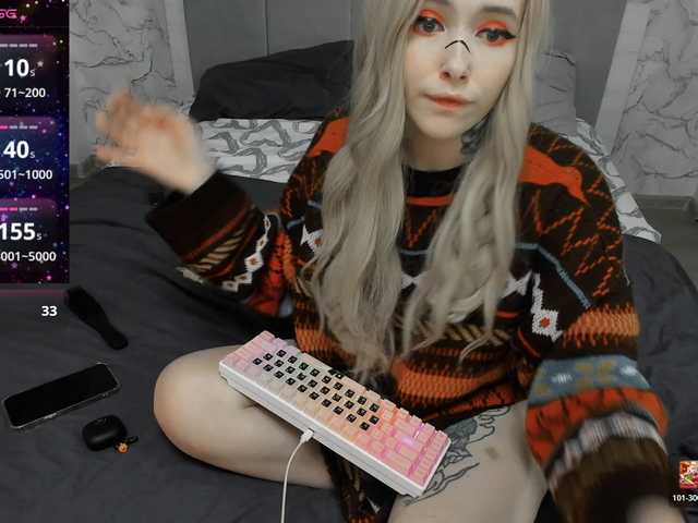 AlternativeGirl webcam