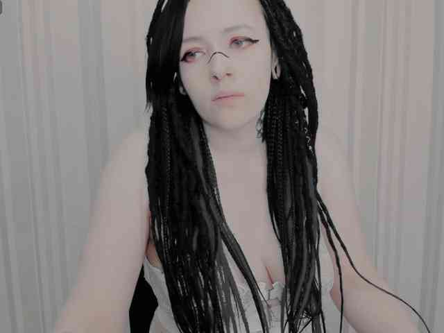 AlternativeGirl webcam