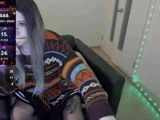 AlternativeGirl webcam