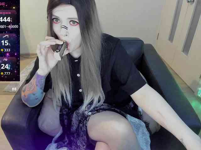 AlternativeGirl webcam