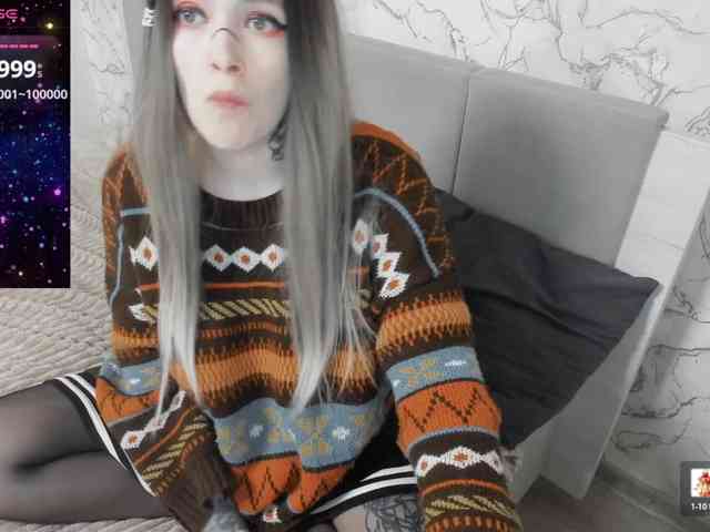 AlternativeGirl webcam