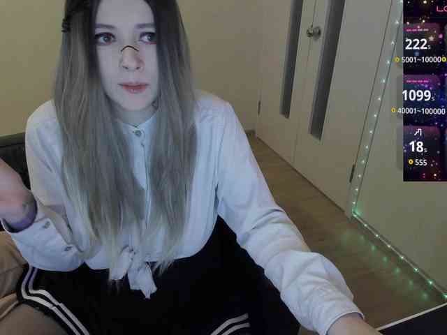 AlternativeGirl webcam