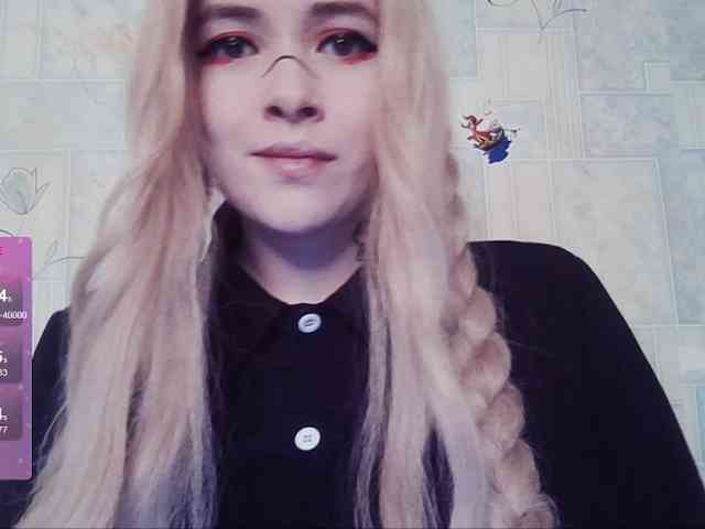 AlternativeGirl webcam