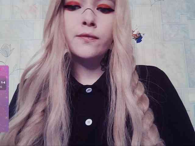 AlternativeGirl webcam