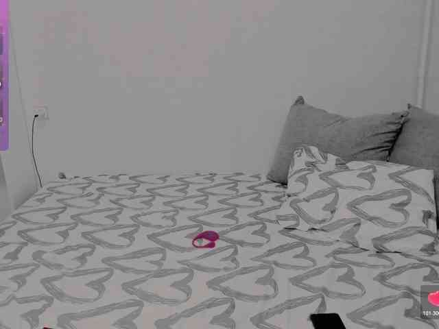 AlternativeGirl webcam