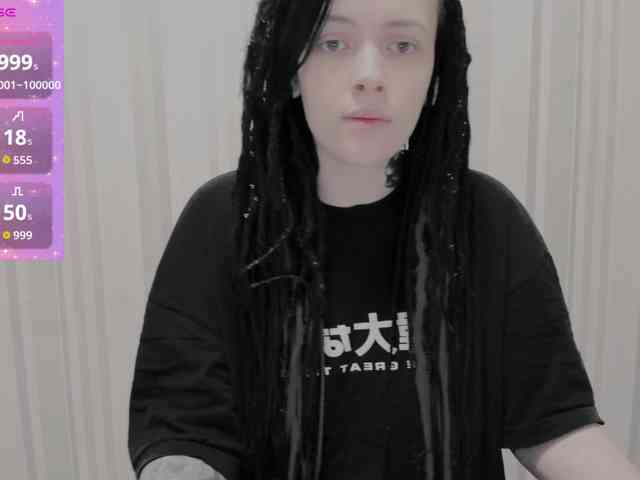 AlternativeGirl webcam