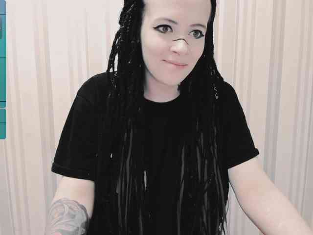 Polly_Jameson webcam