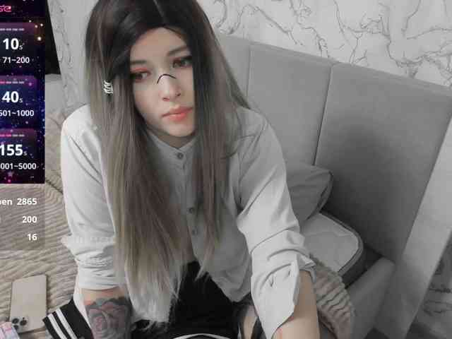 AlternativeGirl webcam