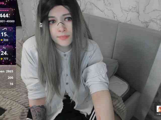 AlternativeGirl webcam