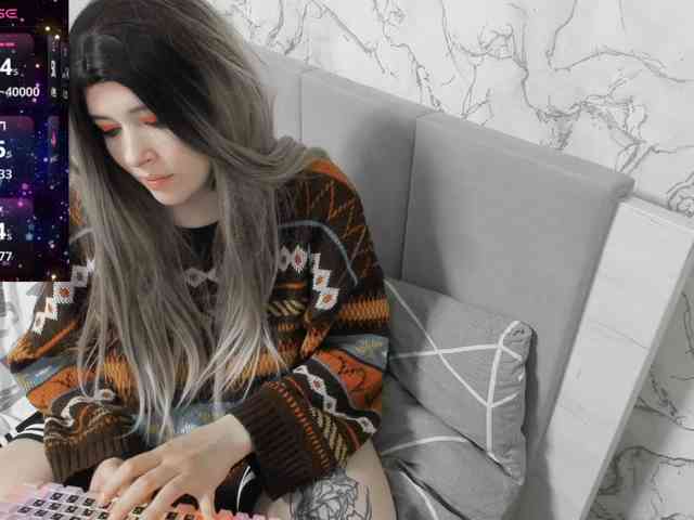 AlternativeGirl webcam