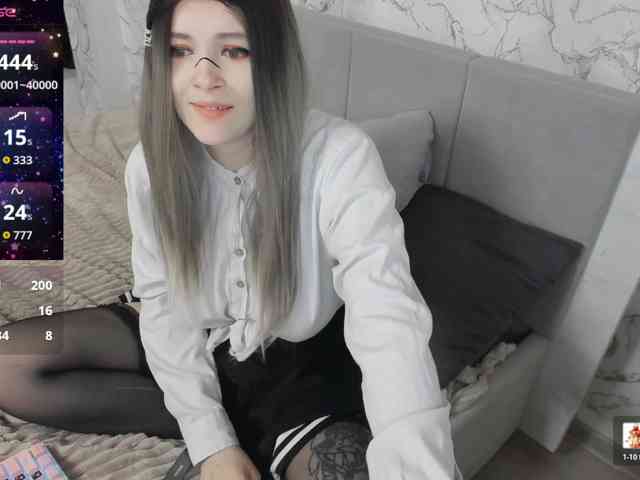 AlternativeGirl webcam