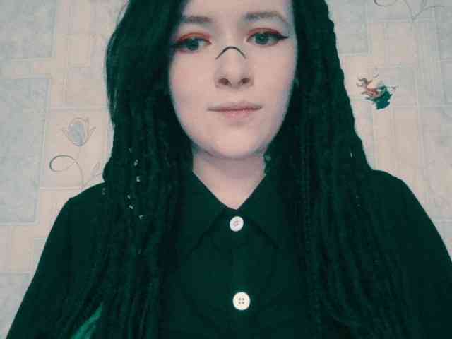 AlternativeGirl webcam