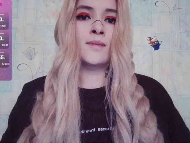 AlternativeGirl webcam