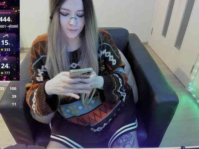 AlternativeGirl webcam