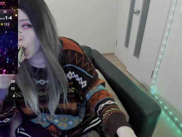 AlternativeGirl webcam