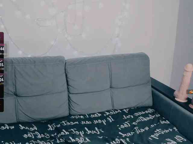 Polly_Wow webcam