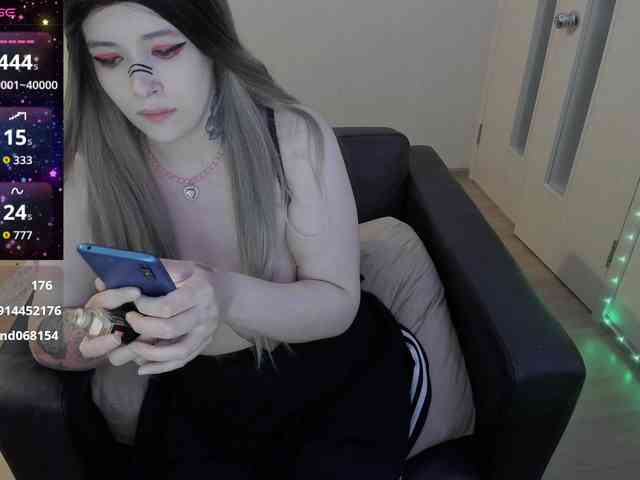 AlternativeGirl webcam