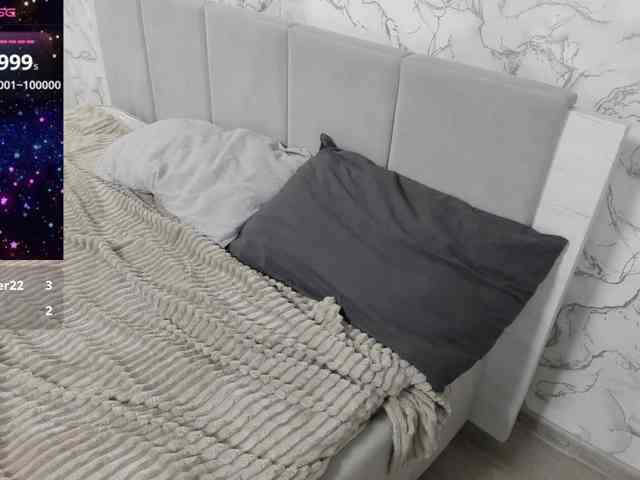 AlternativeGirl webcam