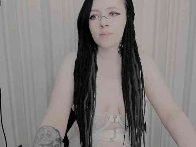 AlternativeGirl webcam