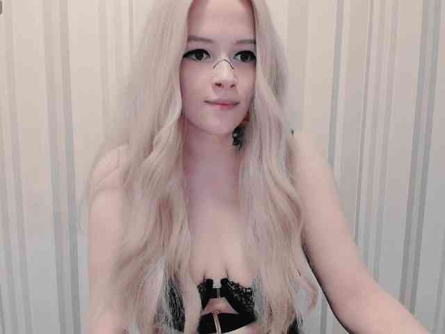 Polly_Jameson webcam