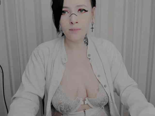 AlternativeGirl webcam