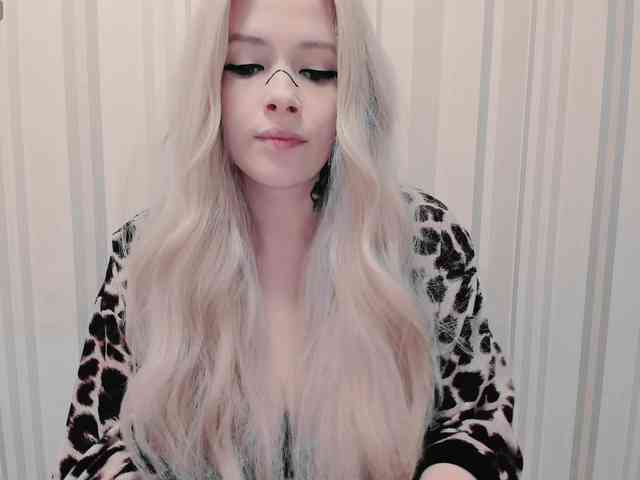 Polly_Jameson webcam