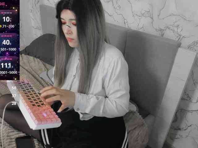 AlternativeGirl webcam