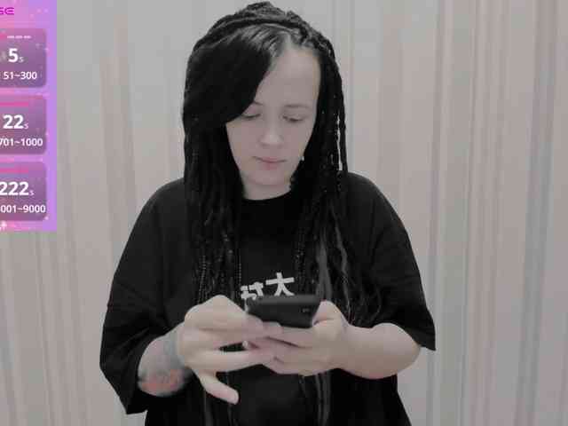 AlternativeGirl webcam