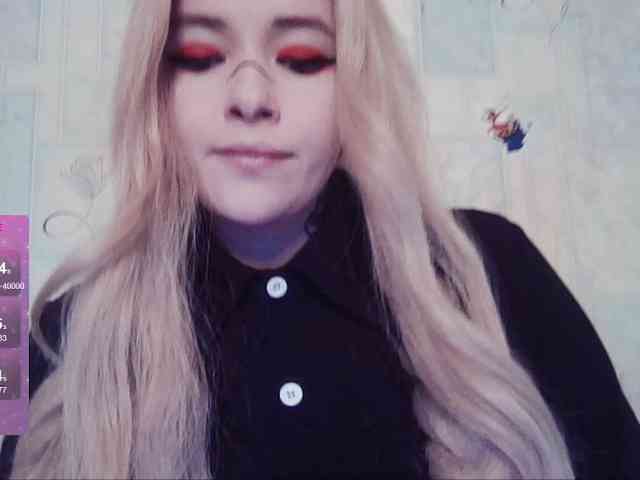 AlternativeGirl webcam