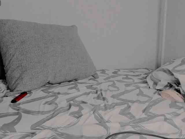 AlternativeGirl webcam