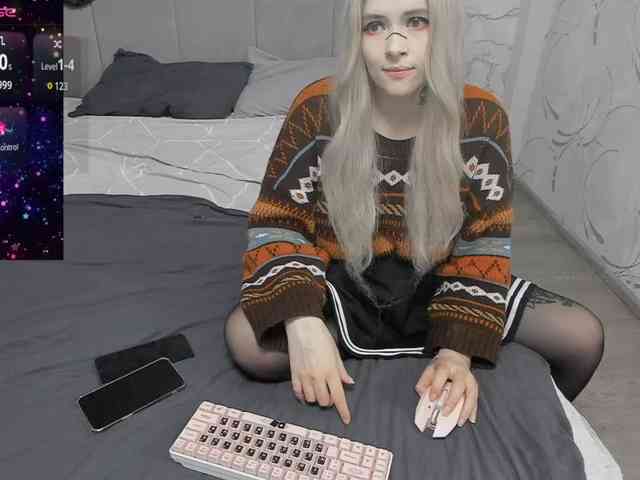 AlternativeGirl webcam