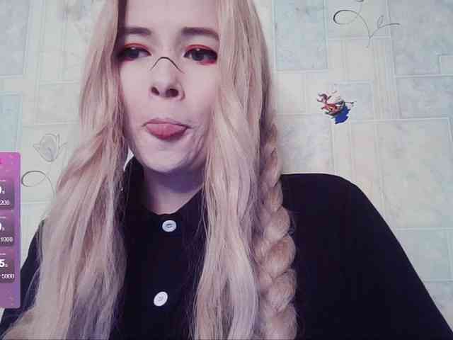 AlternativeGirl webcam