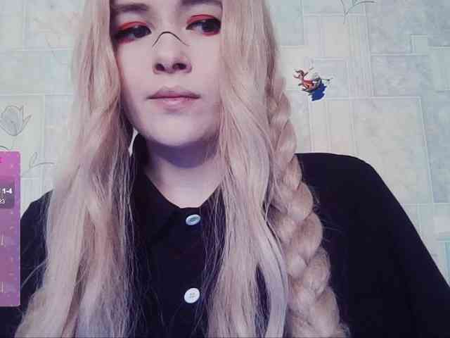 AlternativeGirl webcam