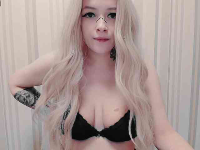 Polly_Jameson webcam