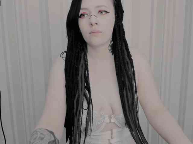 AlternativeGirl webcam