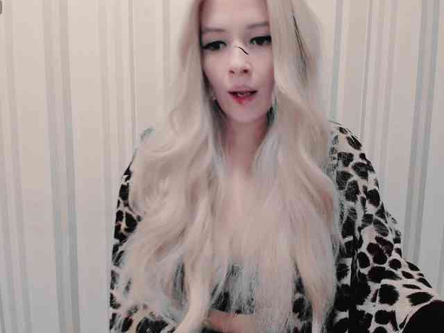 Polly_Jameson webcam