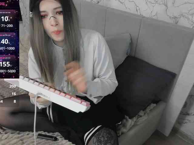 AlternativeGirl webcam